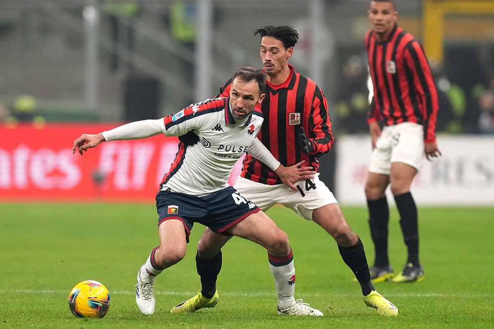 Hinh anh 1: Tran dau Genoa vs AC Milan, vong 35 Serie A